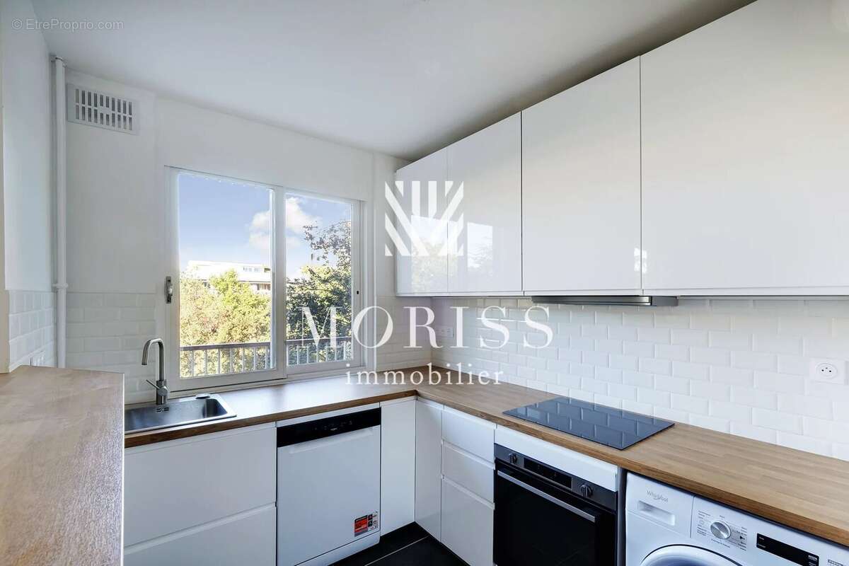 Appartement à NEUILLY-SUR-SEINE