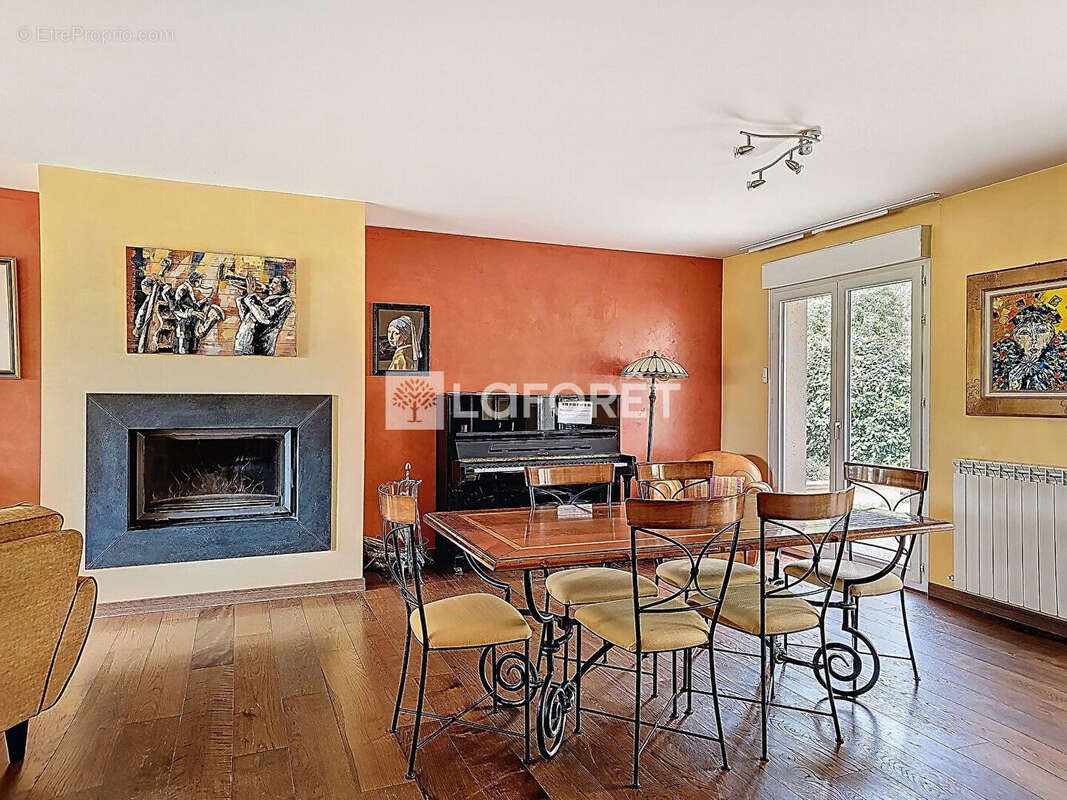 Maison à MARCOUSSIS