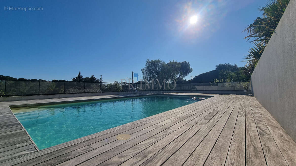 Appartement à SAINT-RAPHAEL