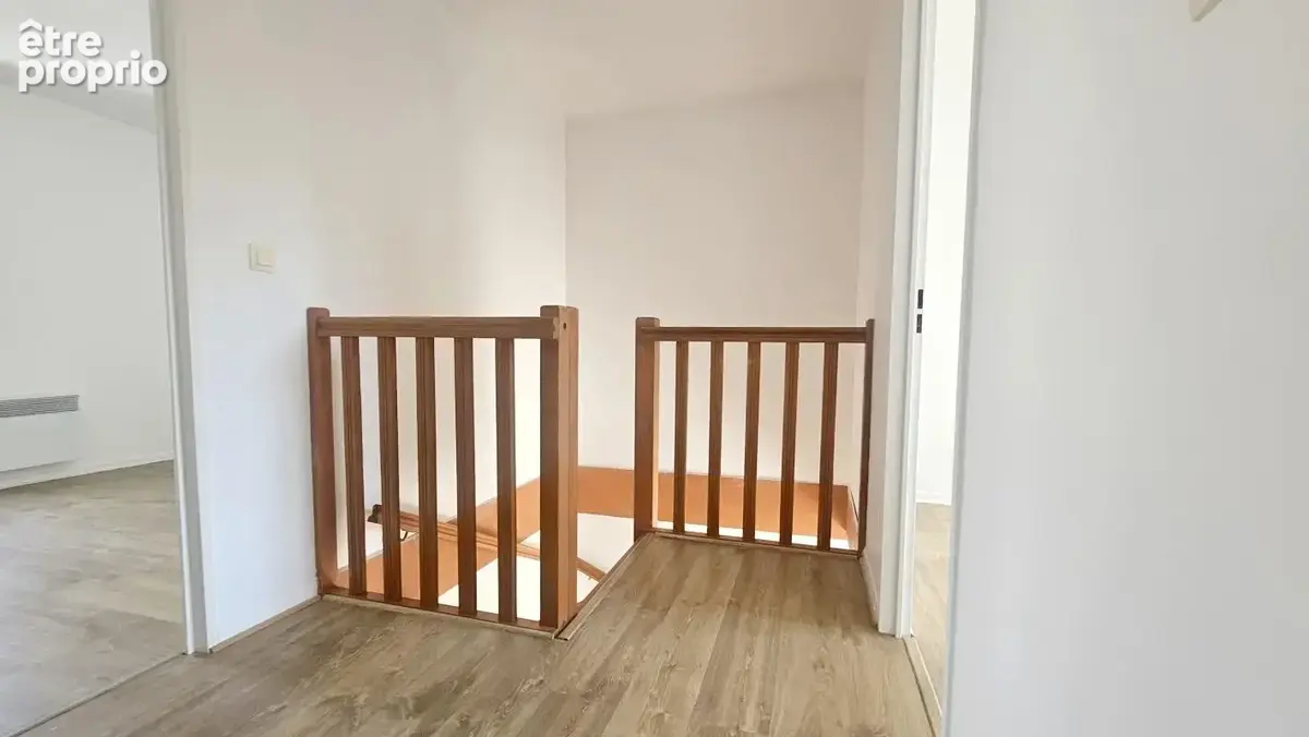 Maison mitoyenne sans travaux et avec garage située à Loos - photo 7