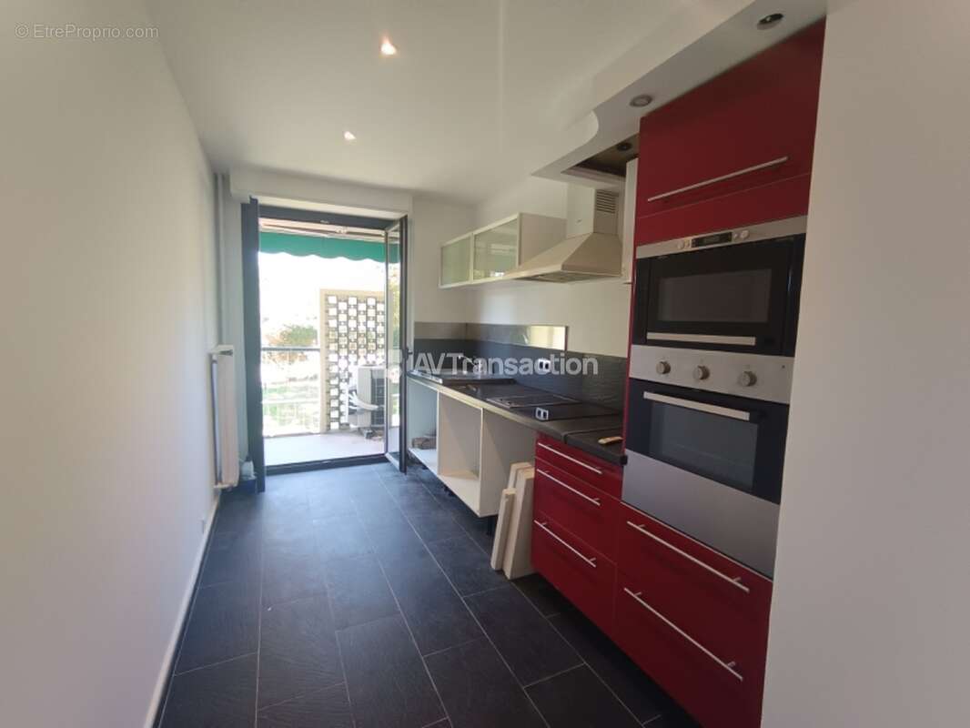 Appartement à MARSEILLE-8E