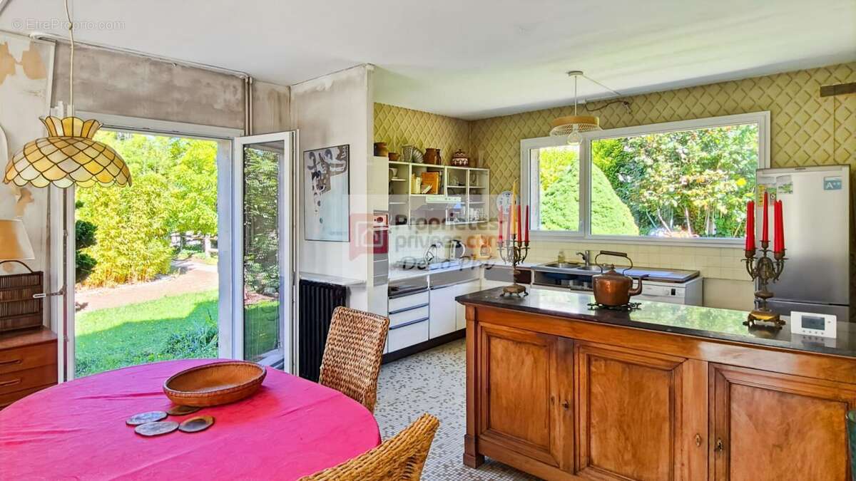 Maison à GIF-SUR-YVETTE