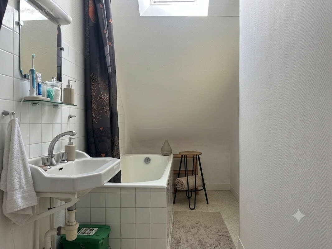 Appartement t3 lorient hyper centre avec stationnement - photo 5