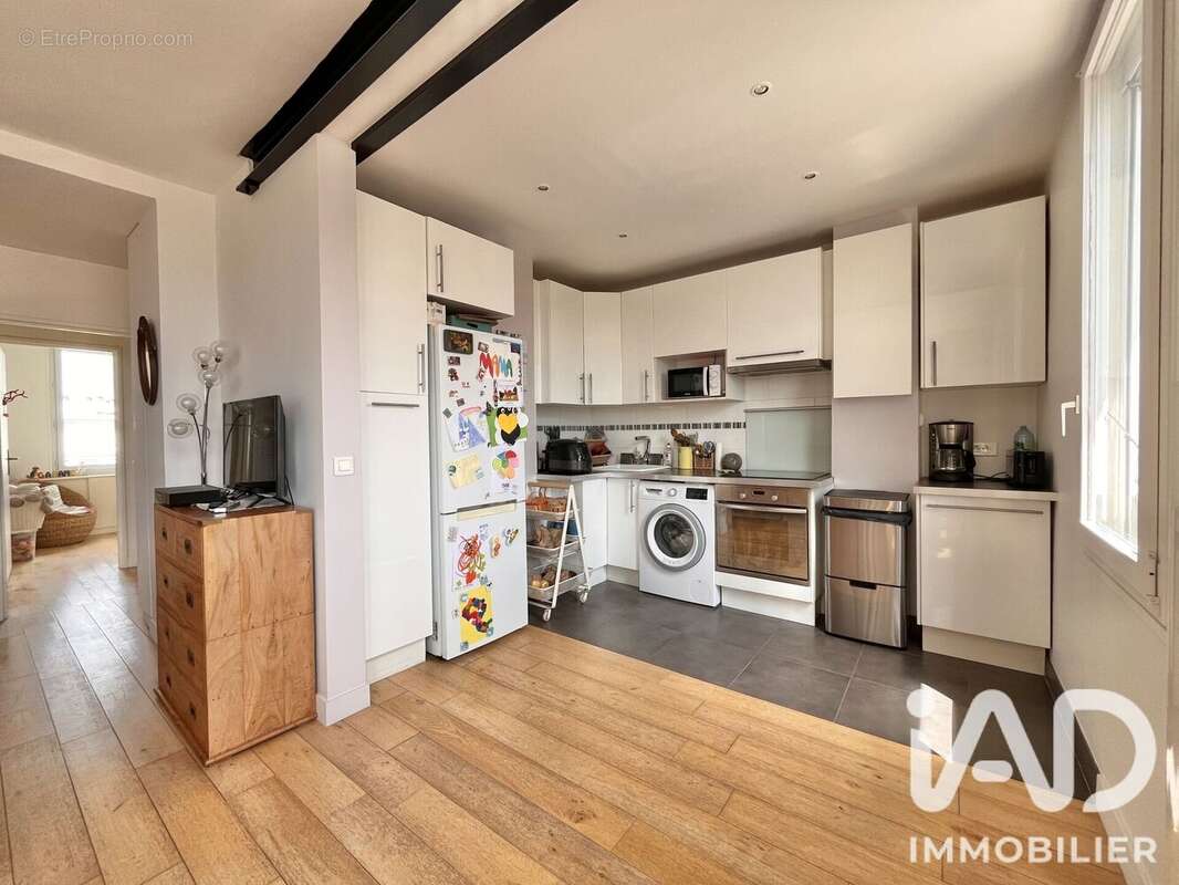 Photo 2 - Appartement à MONTROUGE