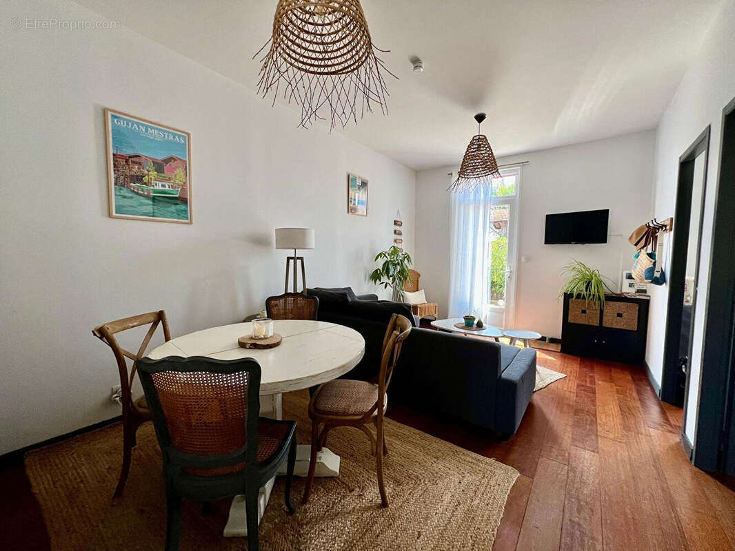 Maison à GUJAN-MESTRAS