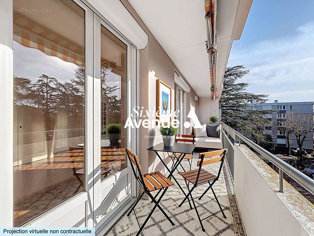 Appartement à DECINES-CHARPIEU