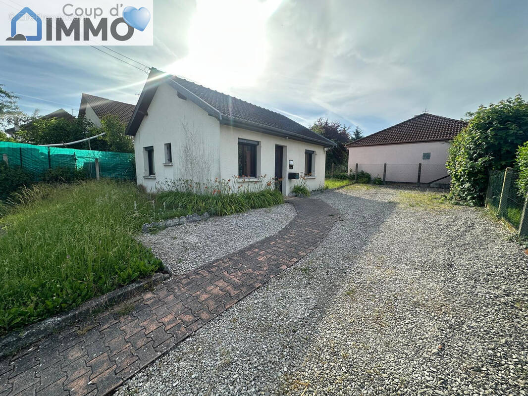 Maison à SAINT-PARRES-AUX-TERTRES