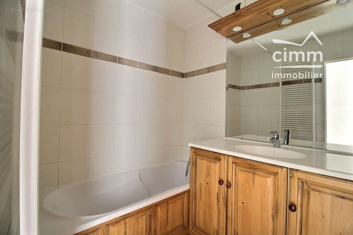 Appartement 90 m² à Sallanches  - photo 9