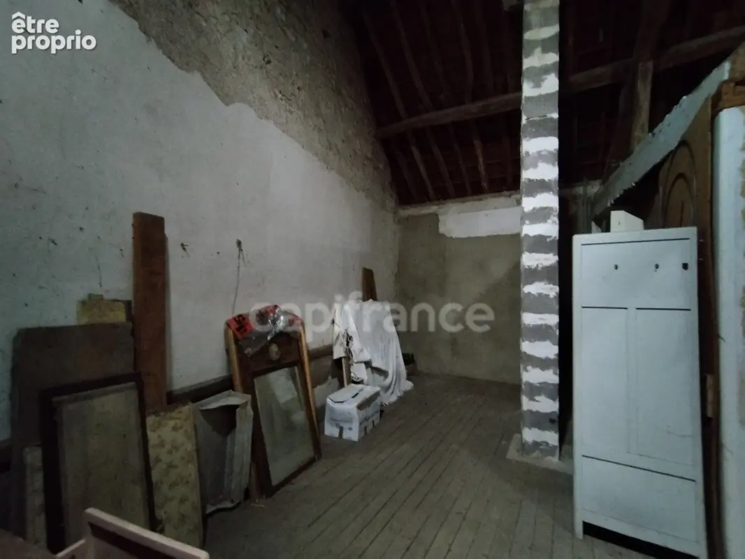 Virginie MASSON Capifrance vous propose en exclusivité - Chemilly-sur-Yonne – Maison de caractère 130m² avec jardin, garage et d - photo 21