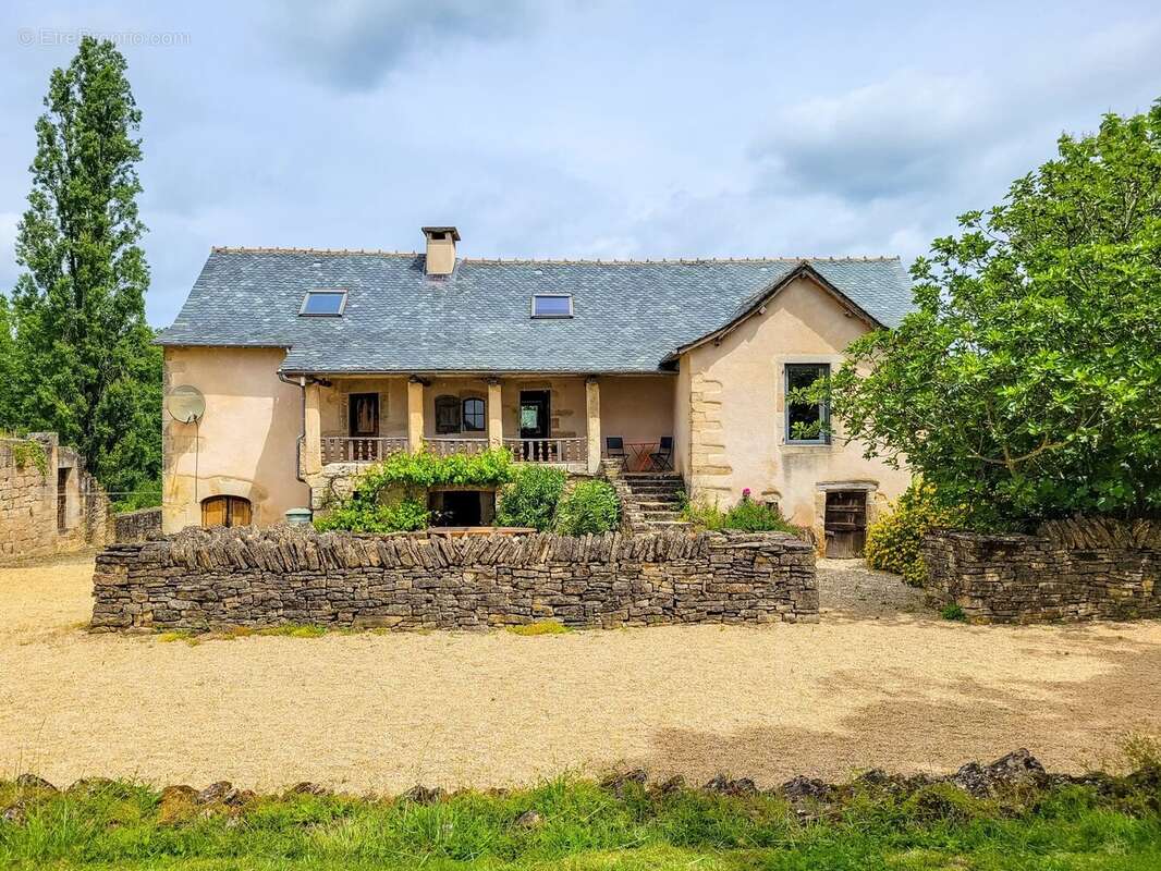 Maison à GINALS