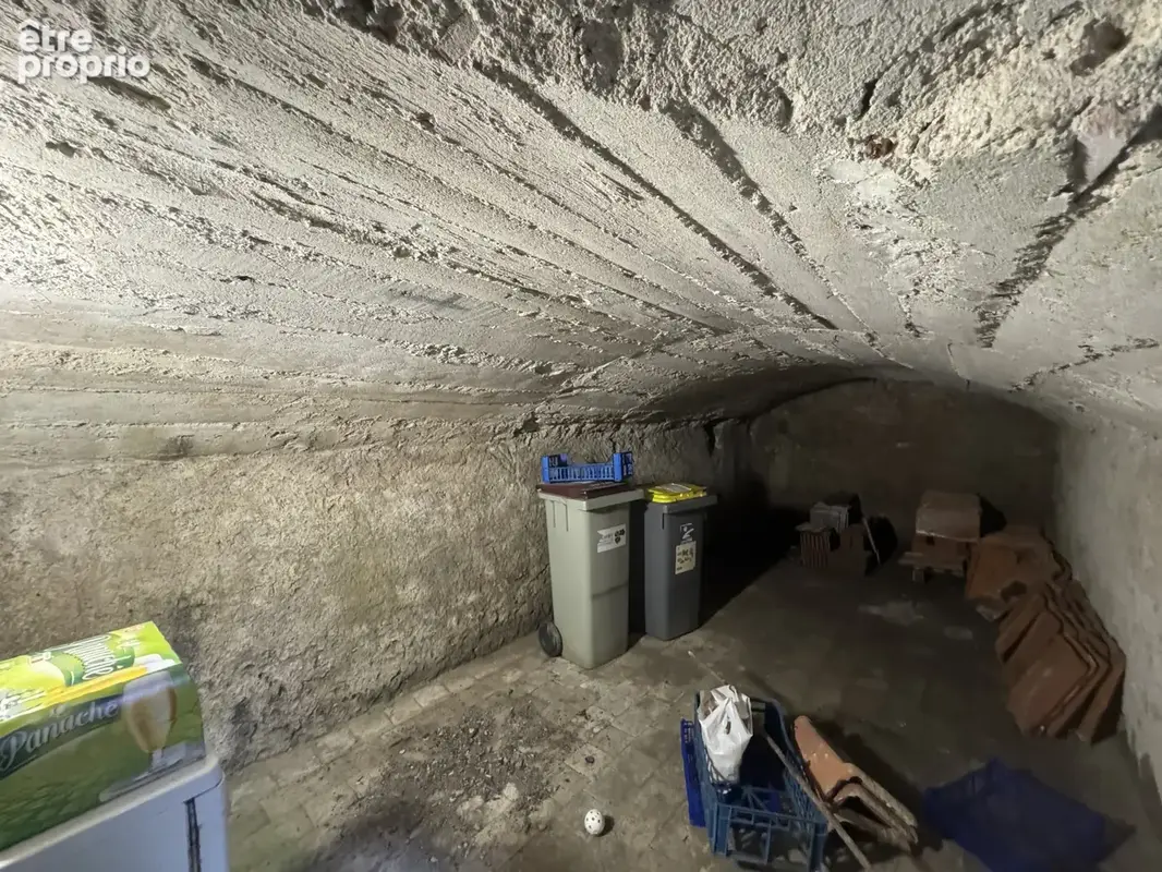 Maison ancienne à rénover avec très gros potentiel. - photo 12