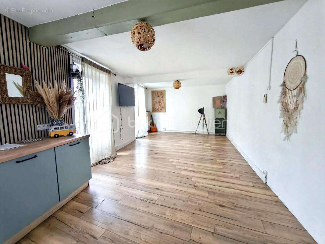 Maison de ville avec garage et terrain – boën-sur-lignon - photo 3