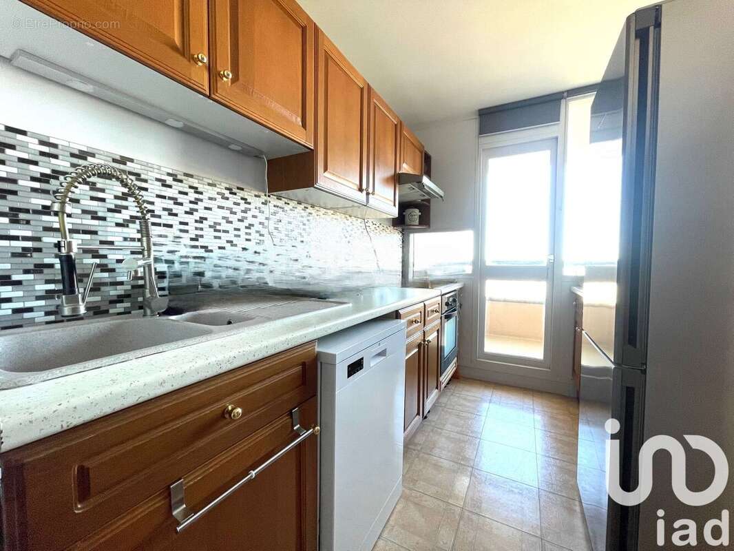 Photo 6 - Appartement à CHAMPS-SUR-MARNE