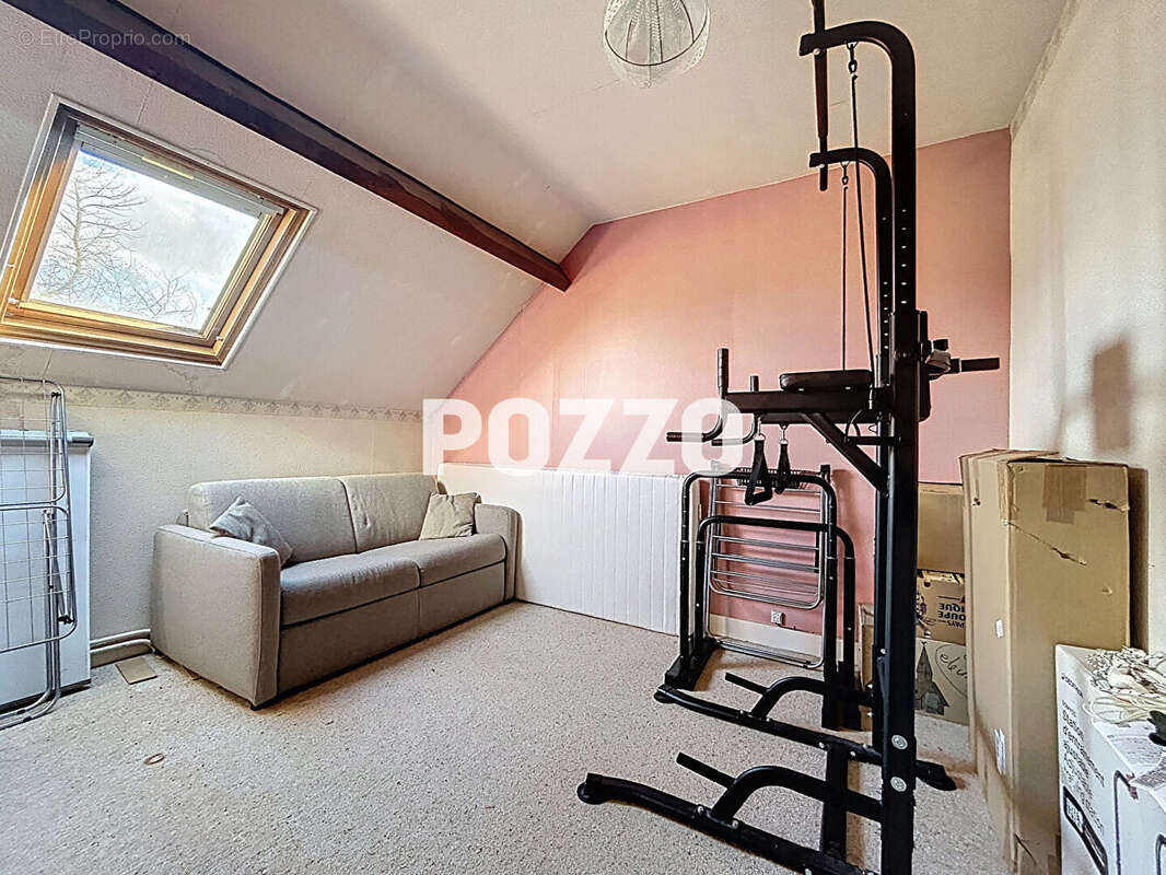 Maison à CHERENCE-LE-HERON