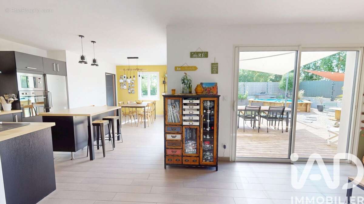 Maison 111 m² à Saint-Ouen-D'aunis  - photo 7