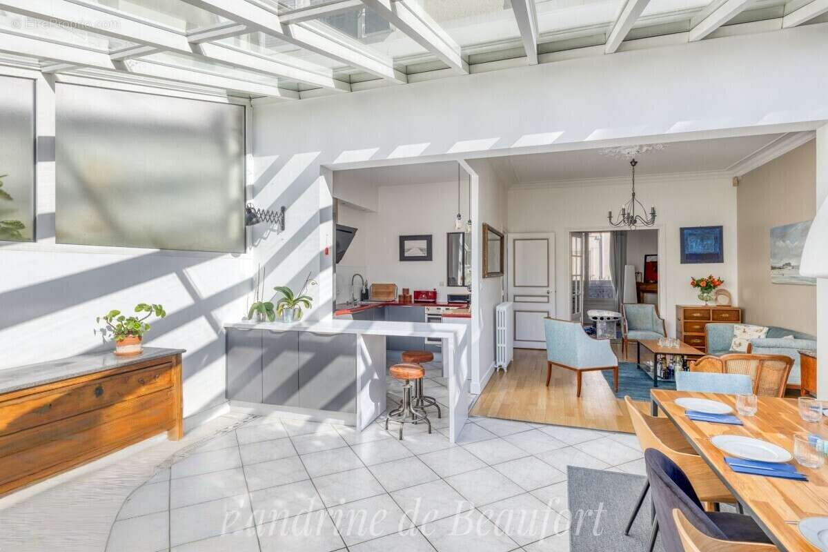 Maison à ASNIERES-SUR-SEINE