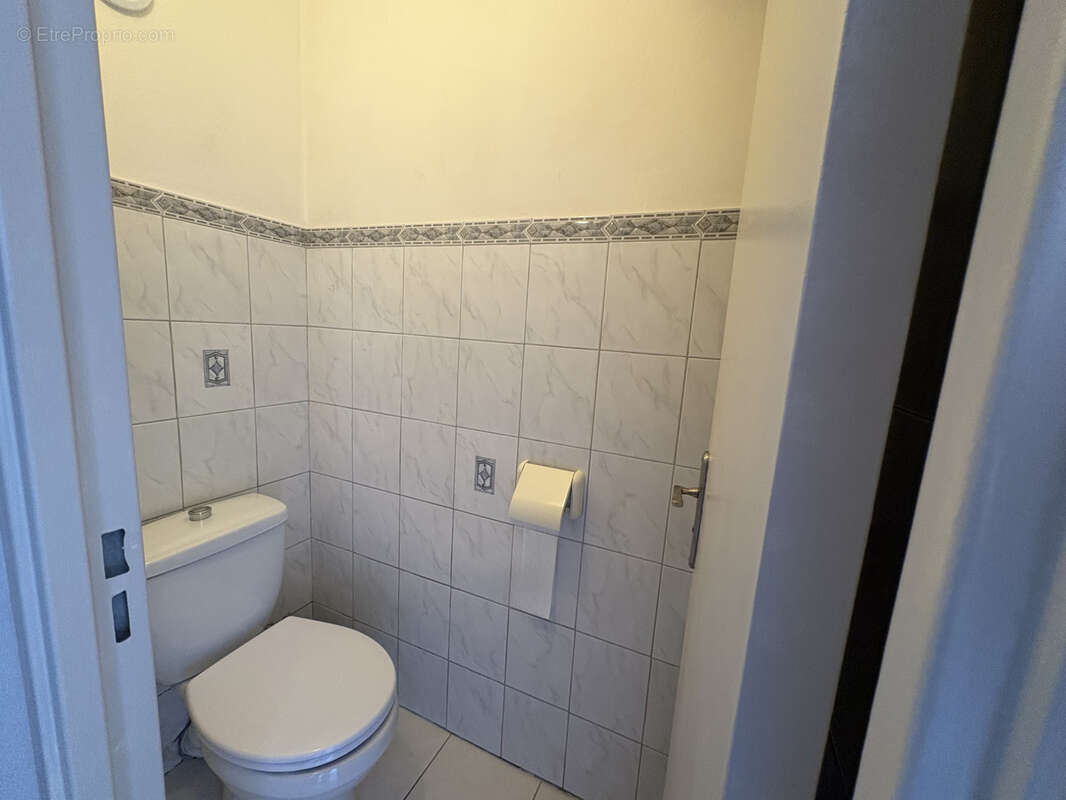 Appartement à VALLAURIS