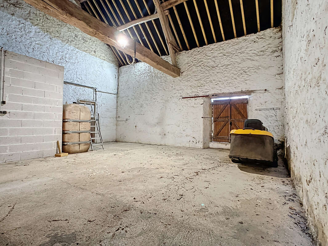 Maison à MONTMIRAIL