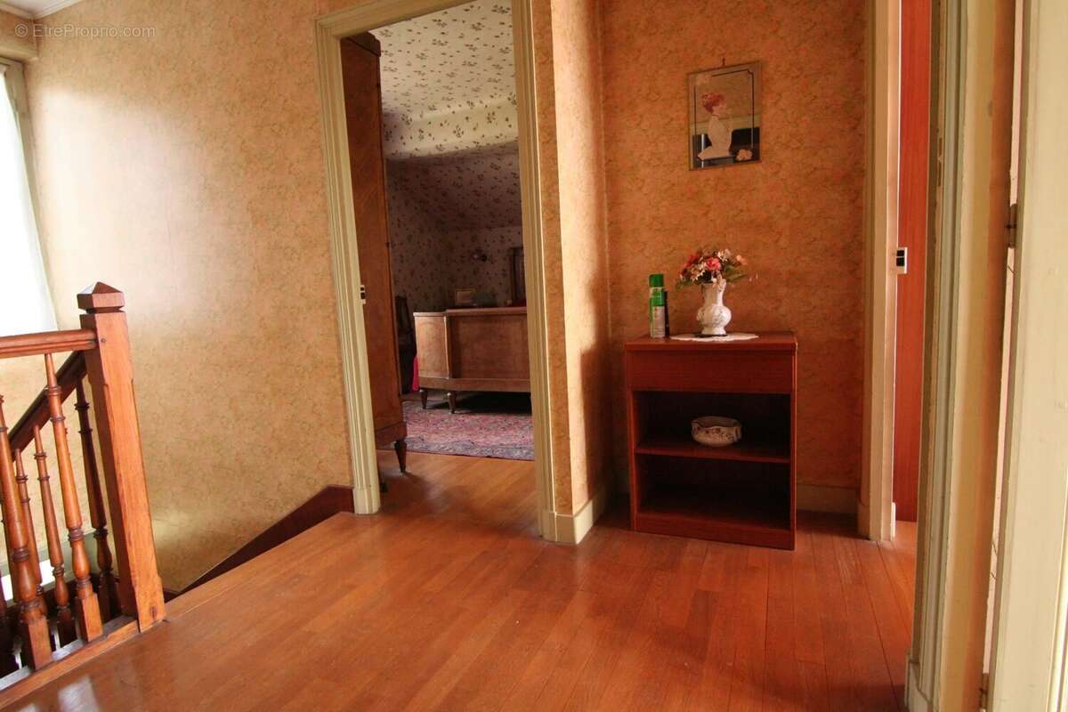 Maison à SAINT-CHERON