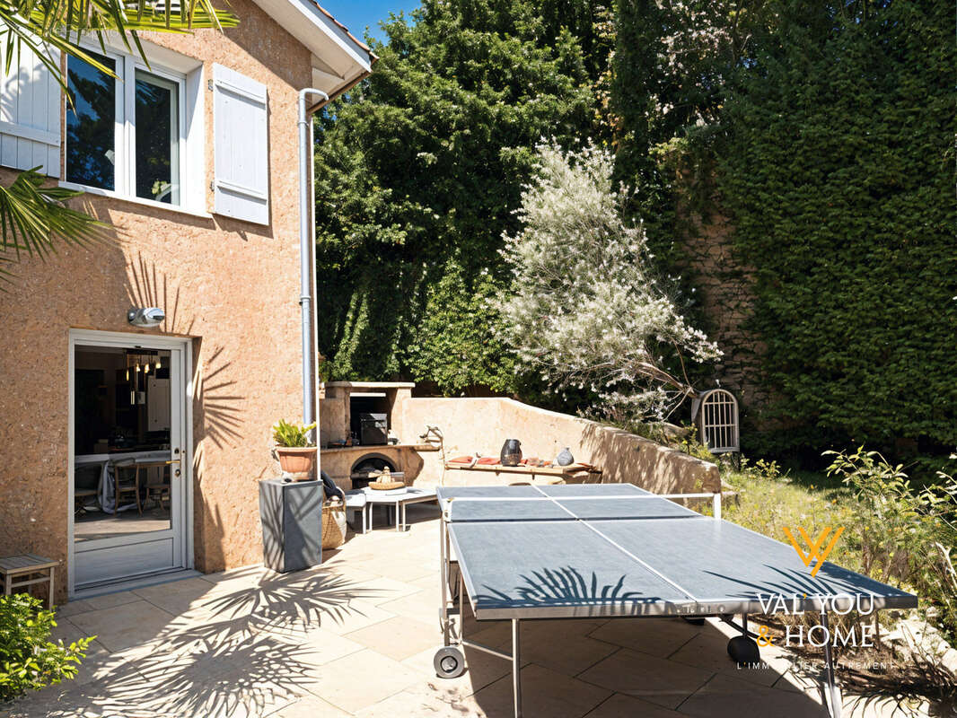 Maison de famille individuelle 205 m2 -  9 pièces avec piscine - photo 18