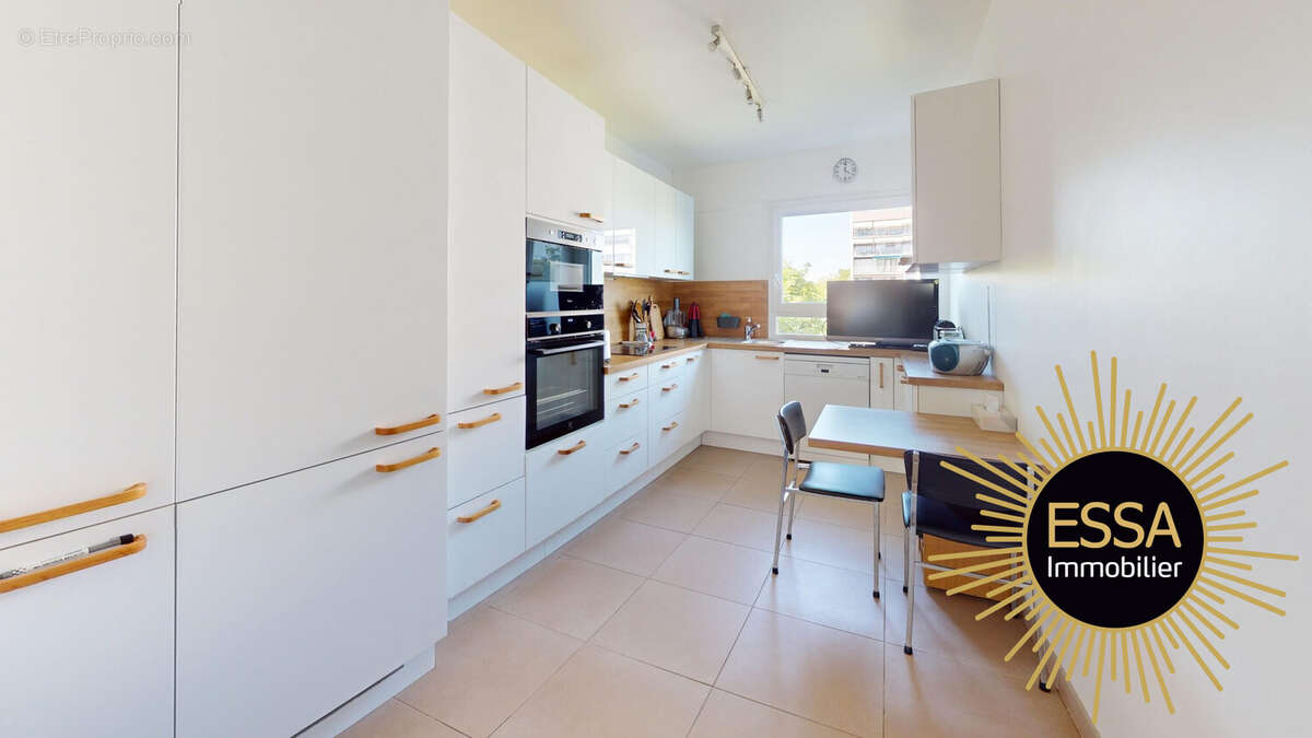 Appartement à VELIZY-VILLACOUBLAY