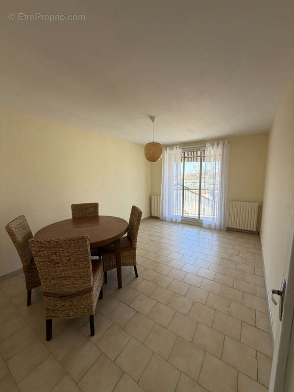 Appartement à MARSEILLE-14E