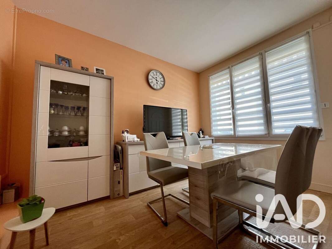 Maison 74 m² à Pont-Hebert  - photo 2