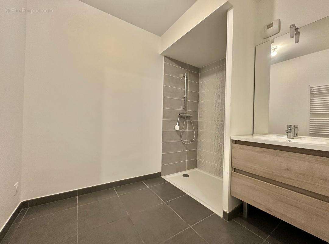 Appartement à CHASSIEU