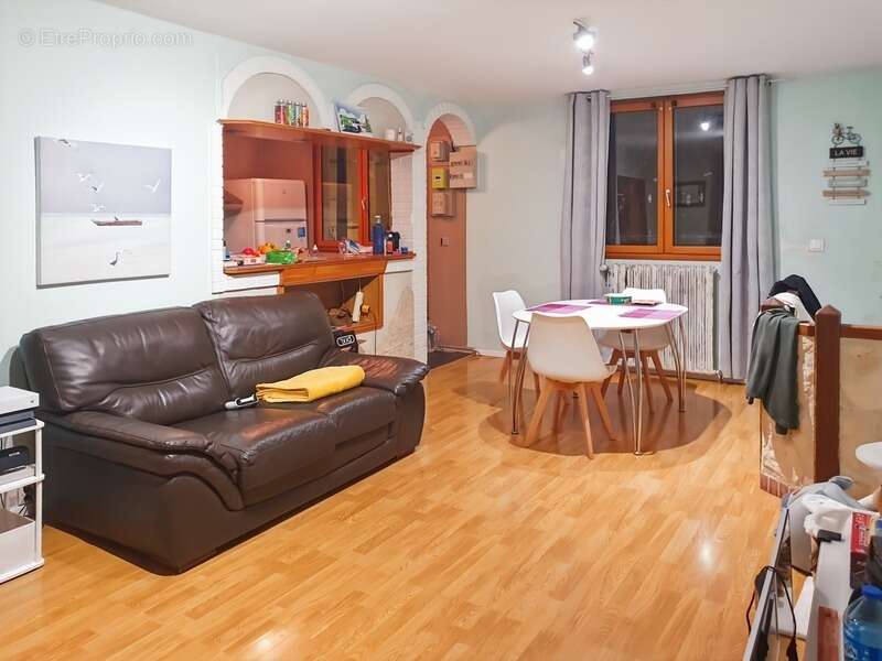 Maison familiale 100 m² – Centre-ville de Drancy – Jardin & pompe à chaleur récente - photo 7