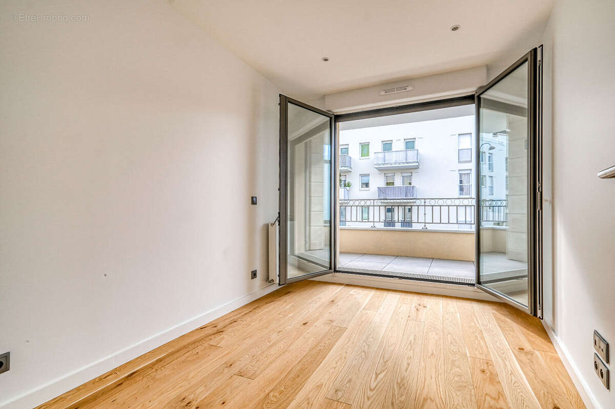 Appartement à BRY-SUR-MARNE