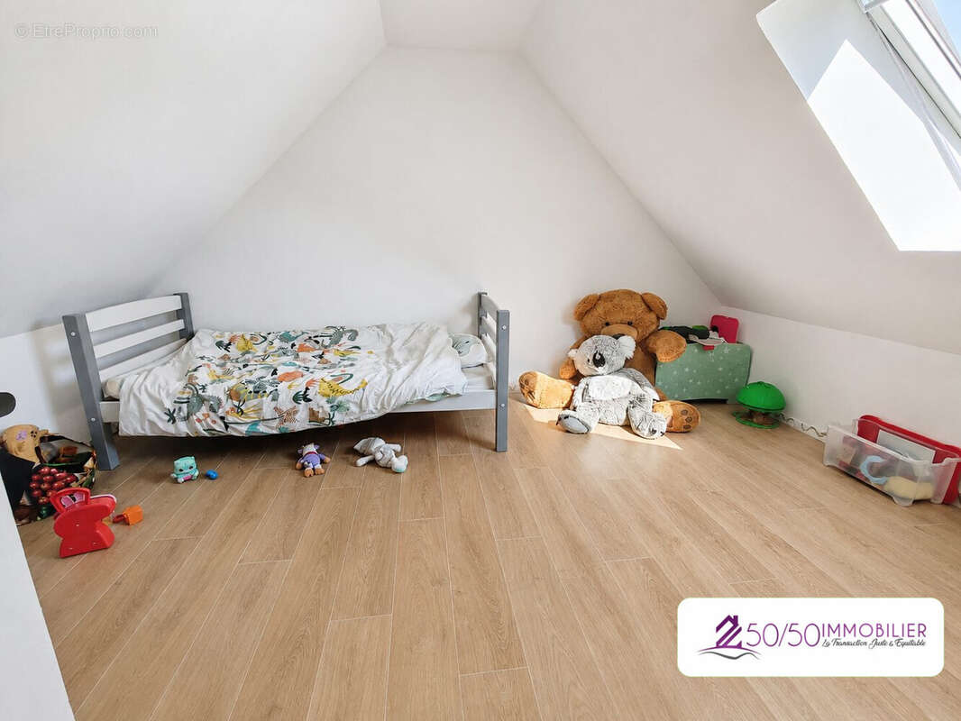Maison 90 m² à Mespaul  - photo 7