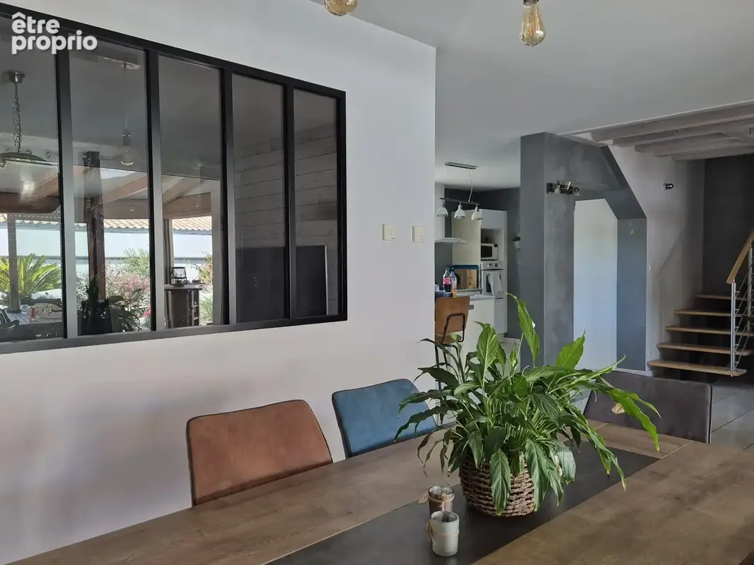 Maison 6 pièces 166 m² à vendre à Echire (79410) - photo 3