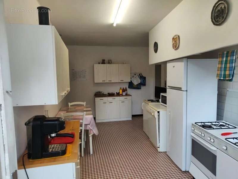 Appartement à SEISSAN