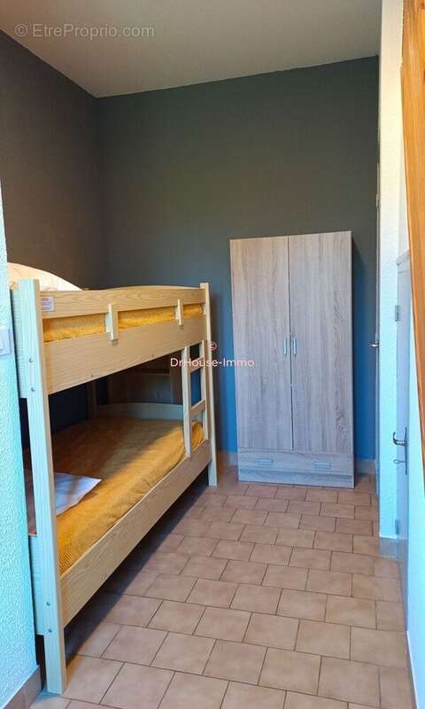 Appartement à LE LAC-D&#039;ISSARLES