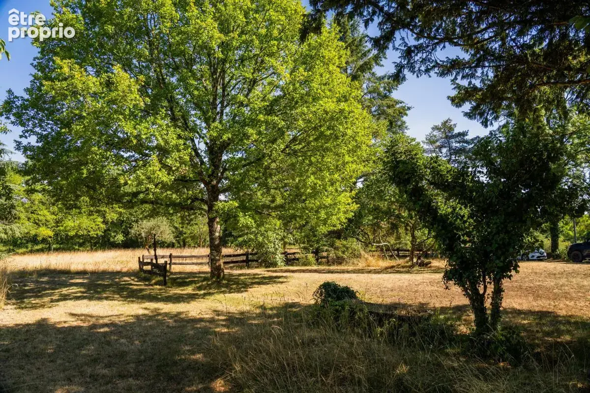 Maison 8 pièces 137 m² à vendre à Lussas-Et-Nontronneau (24300) - photo 13