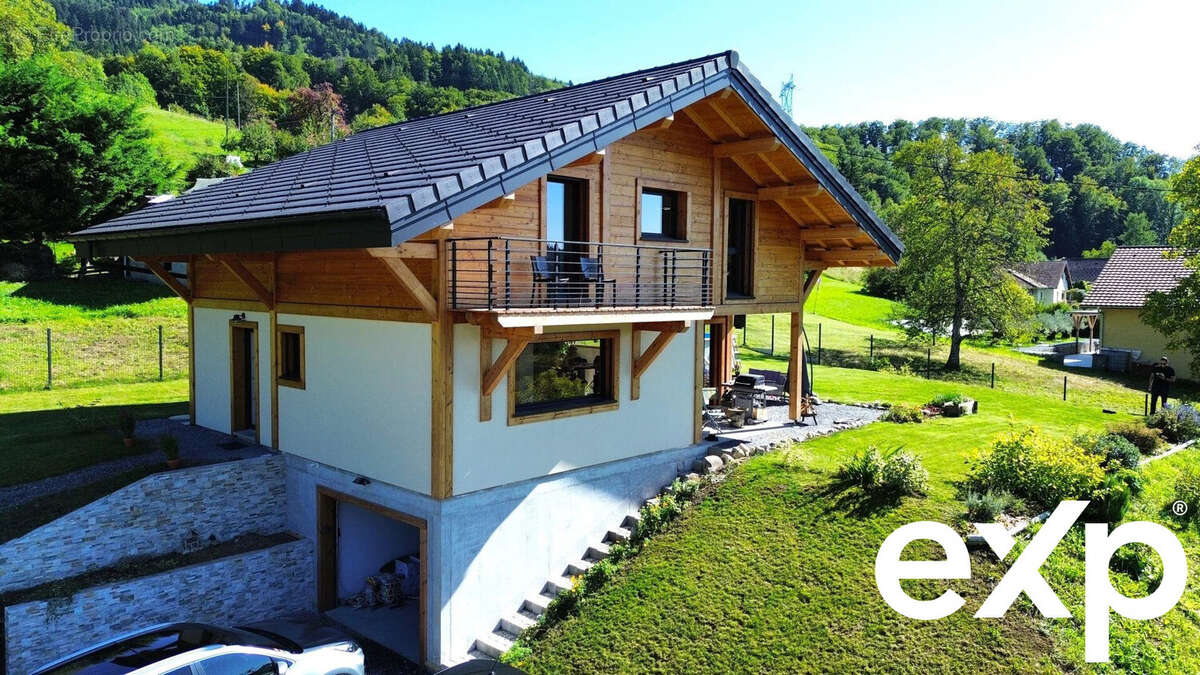 Maison à VIUZ-EN-SALLAZ