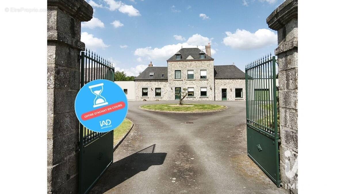 Photo 1 - Maison à ARON