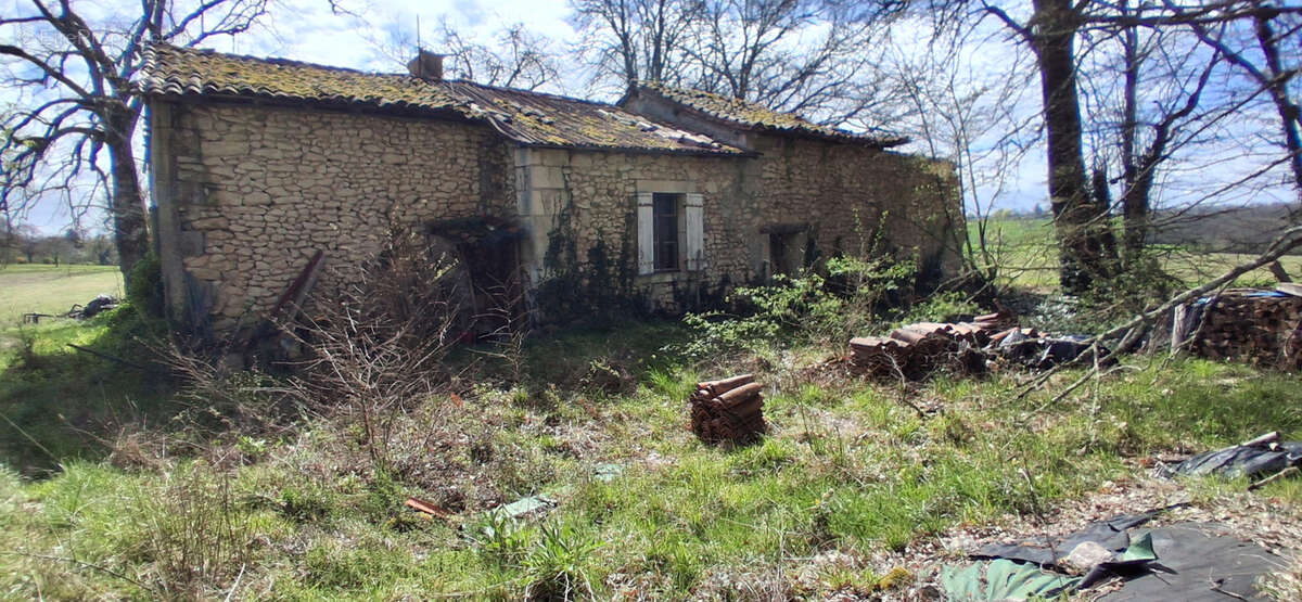 Maison à TOCANE-SAINT-APRE