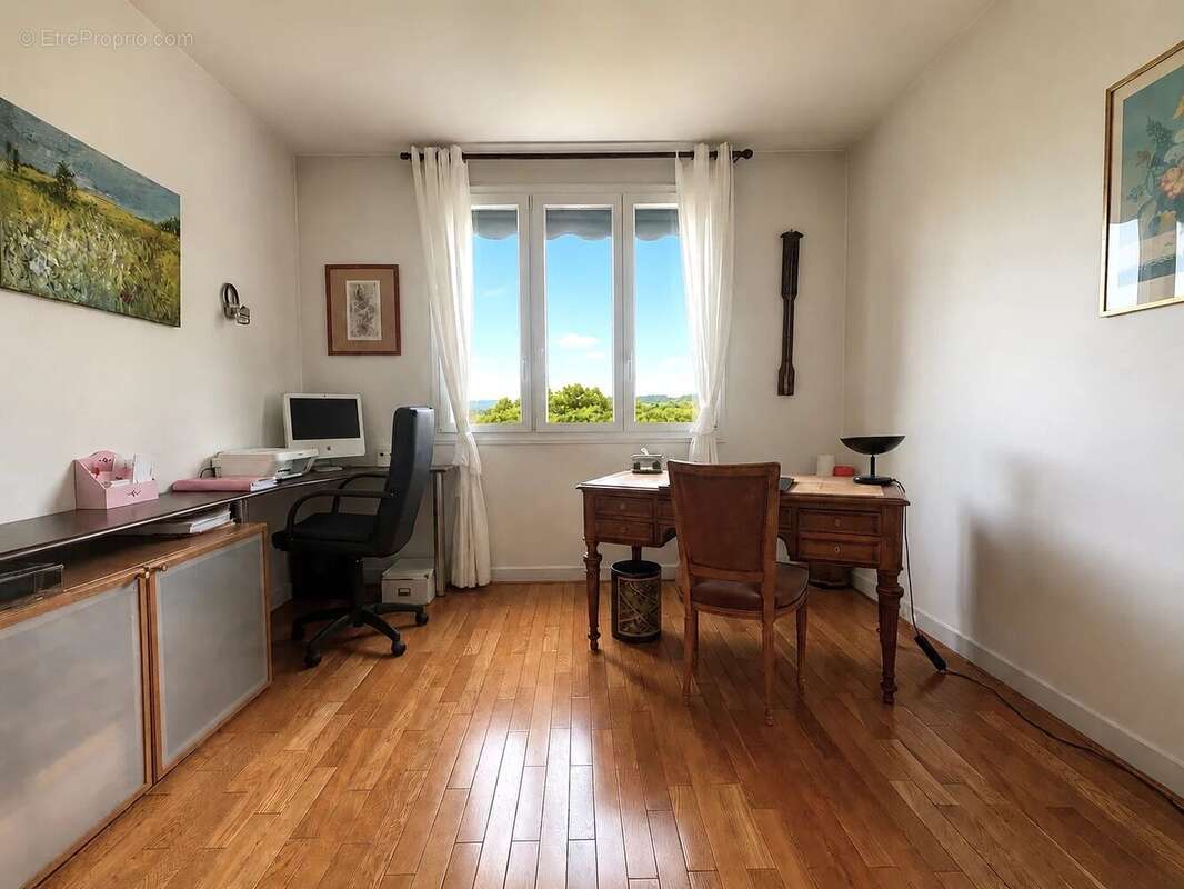 Appartement à BOUGIVAL