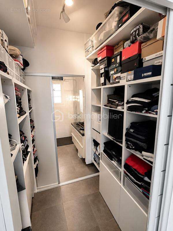 À vendre – maison familiale évolutive 130,50 m² – 4 chambres – 2 logements (t3 + t3) – jardin – terrasses – garage – toulon oues - photo 10