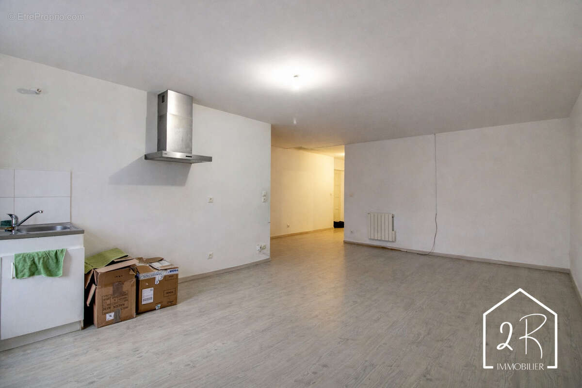 Appartement à MARENNES