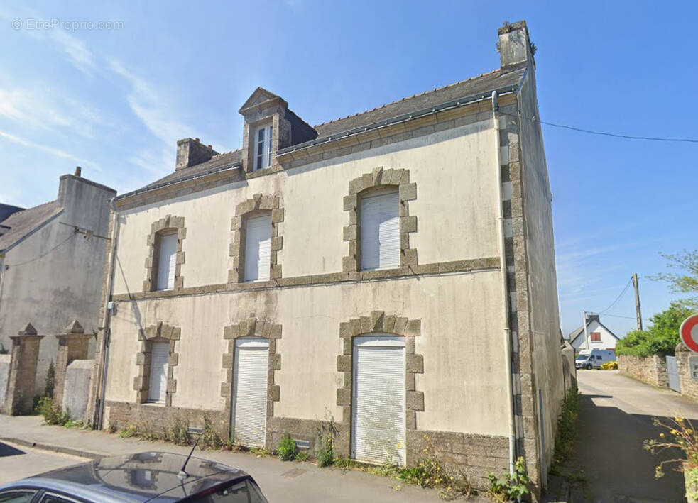 Maison à CAMORS
