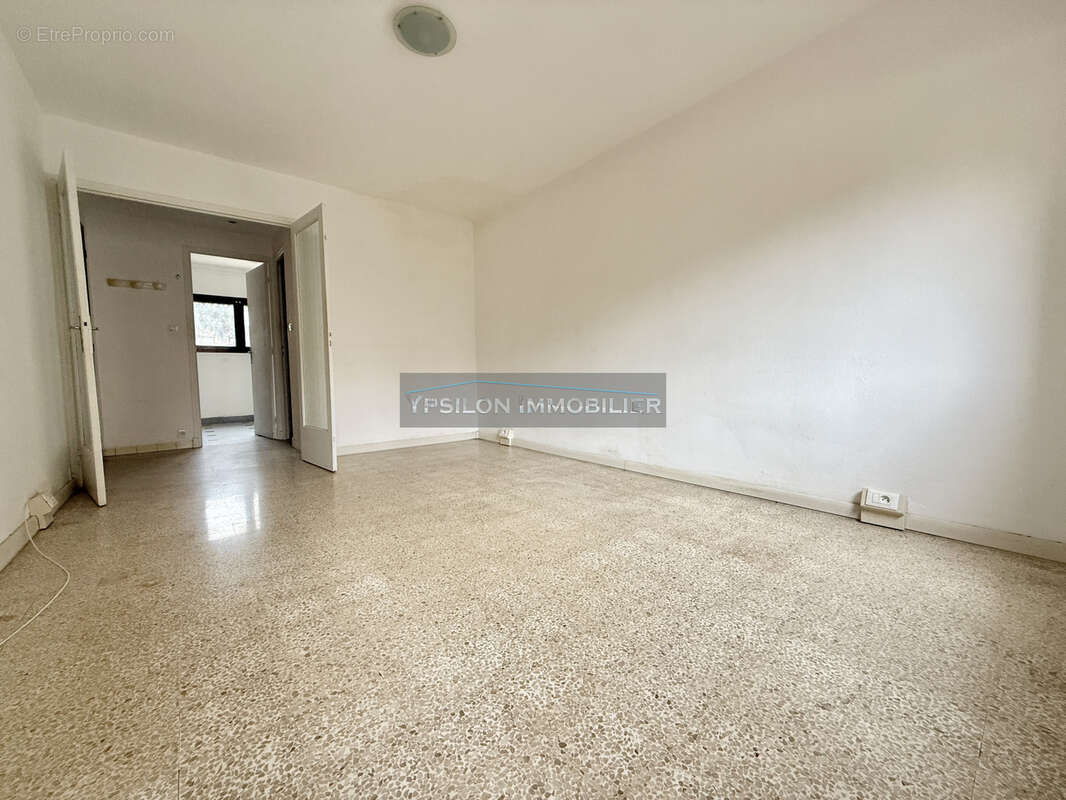 Appartement à ROQUEBRUNE-CAP-MARTIN