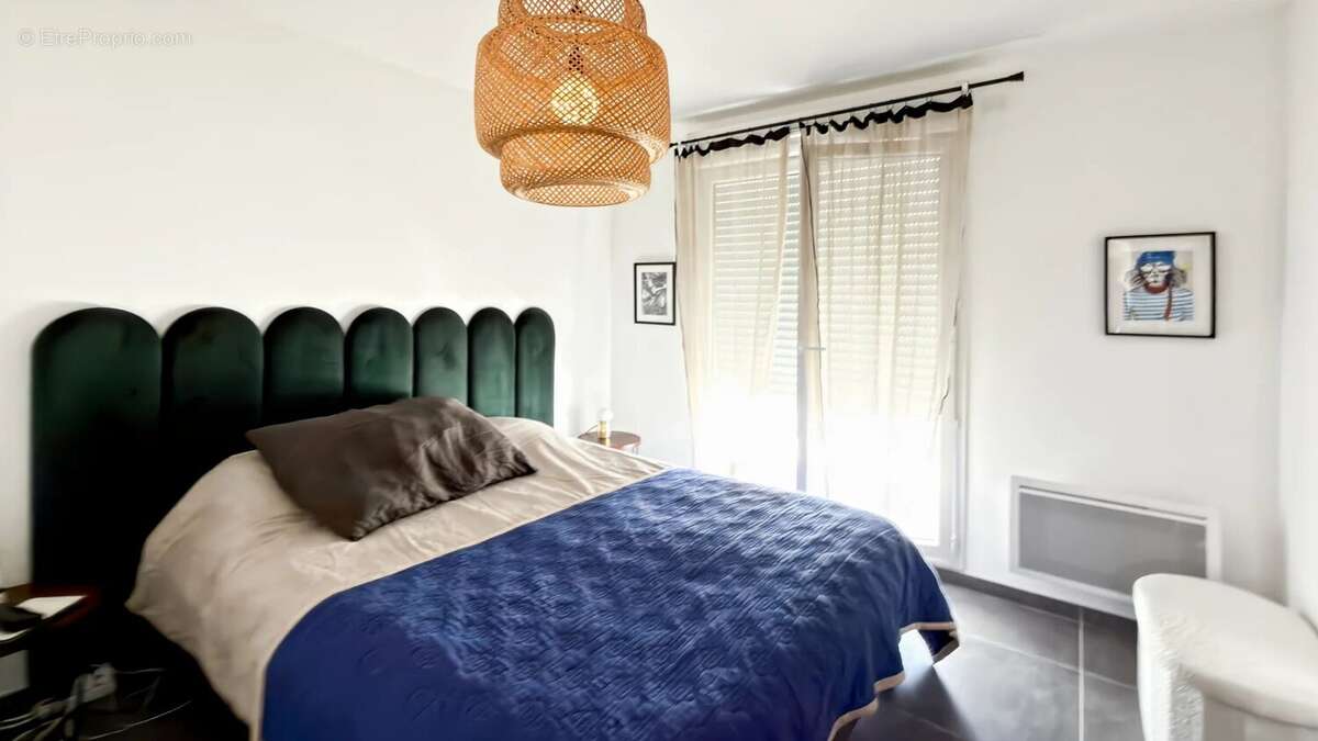 Appartement à VILLENEUVE-LOUBET