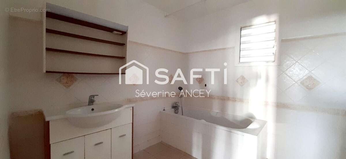 Photo 5 - Maison à SAINT-DENIS