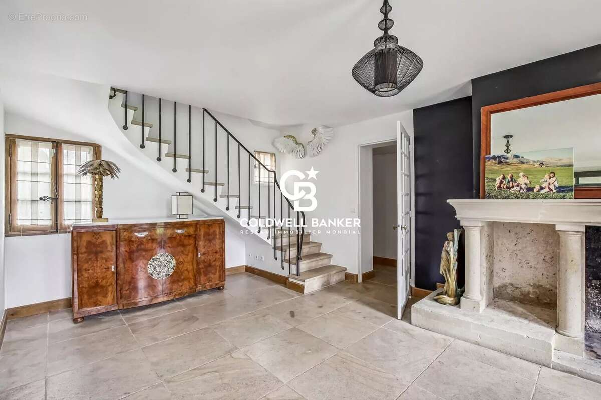 Maison à FEUCHEROLLES