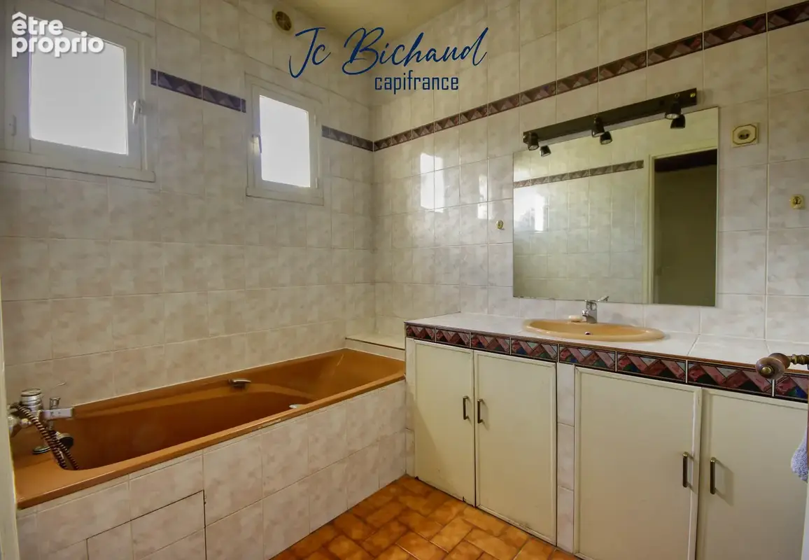 Maison Collonges-au-Mont-d'or de 250m2 + sous-sol de 80m2 - photo 28