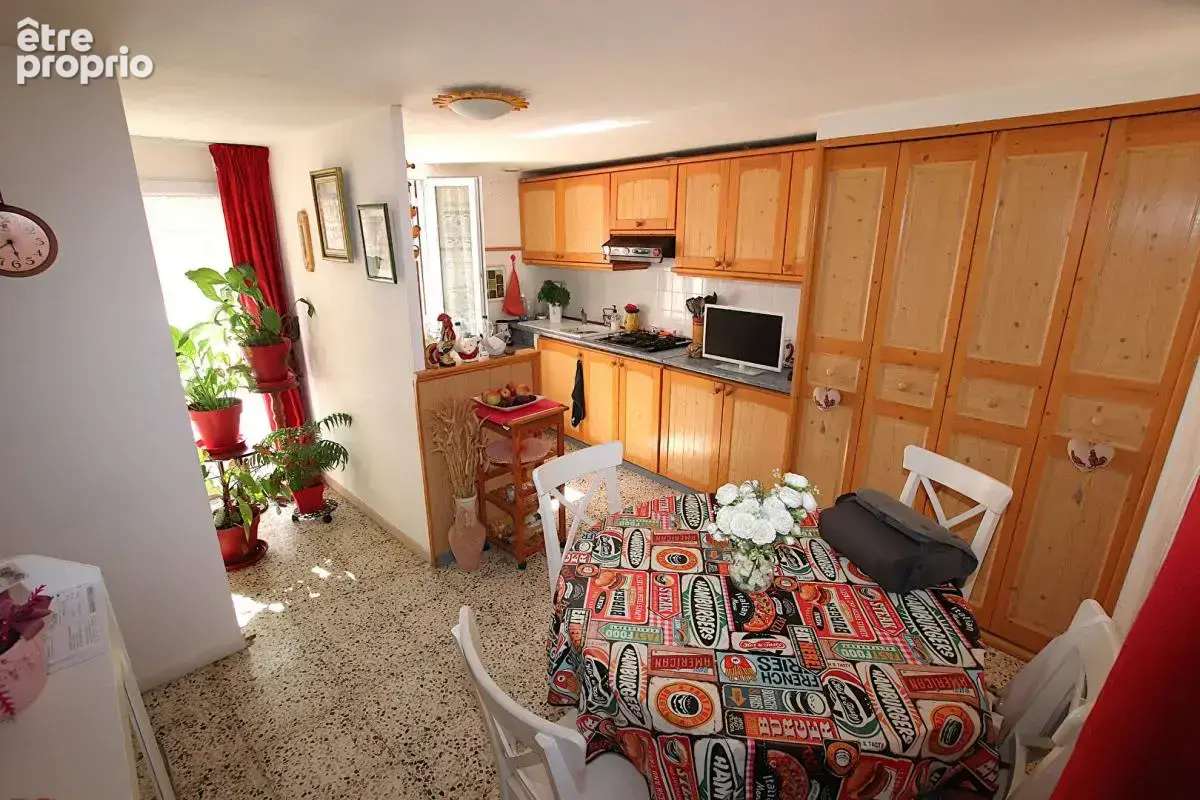 Maison de caractère 180 m²  avec exterieur et sous-sol intégral - dpe c - photo 3