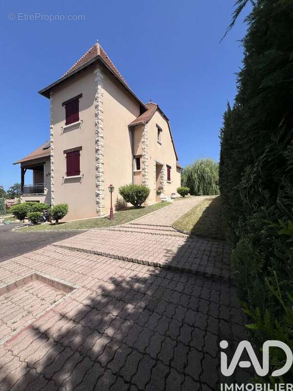 Maison 150 m² à Cosnac  - photo 3