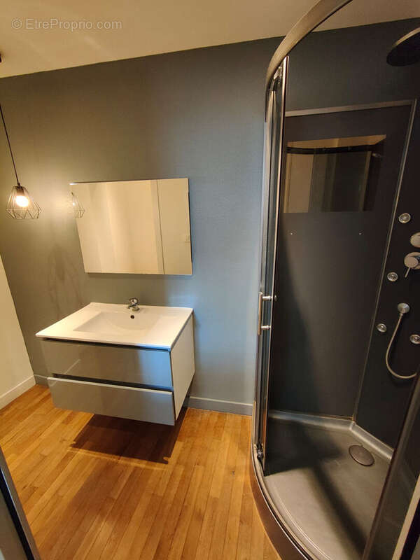 Appartement à FOUGERES